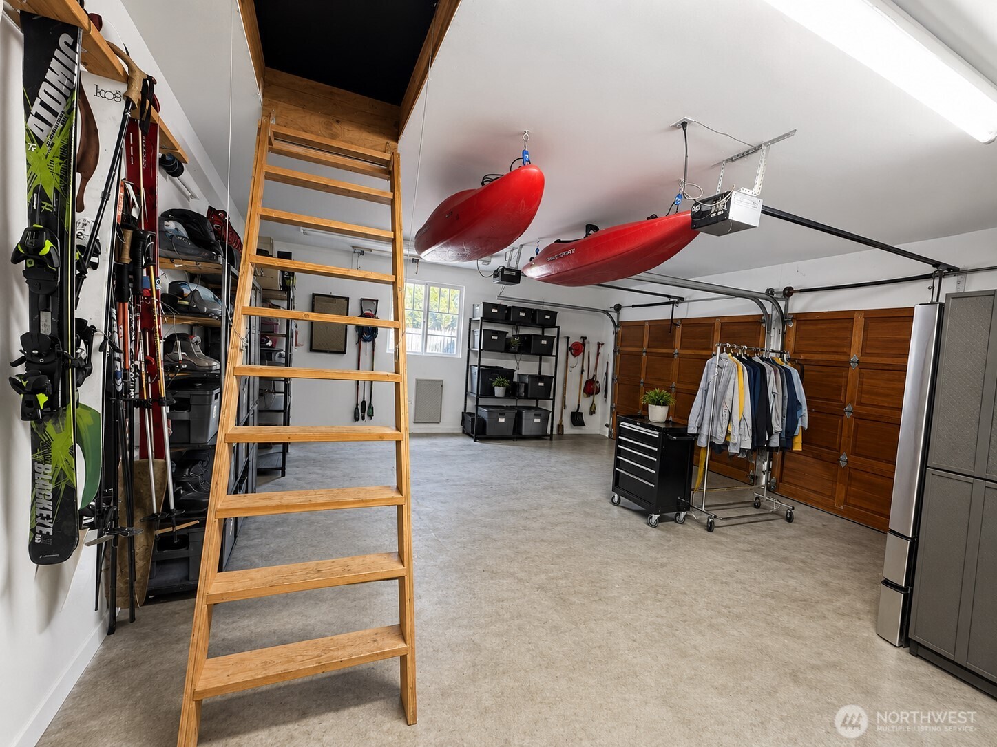 2217 Nut Tree Loop Property Photo 27