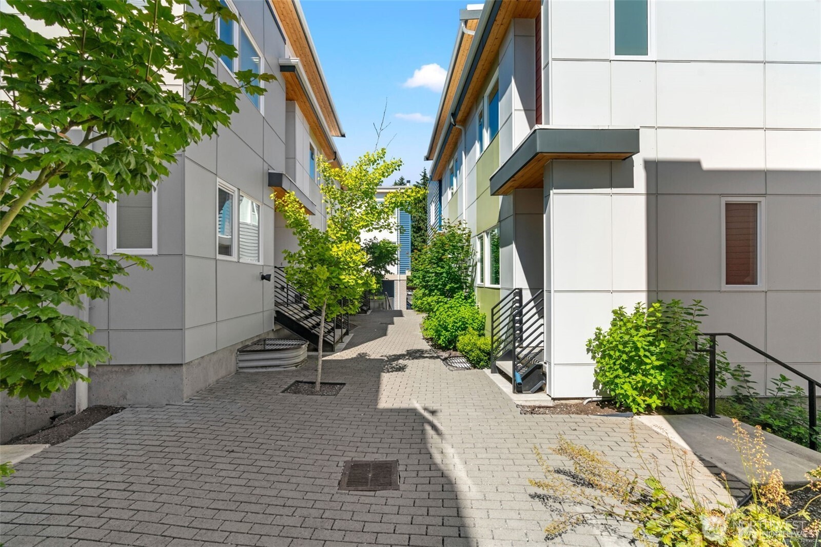 12520 15th Avenue C Property Photo 12