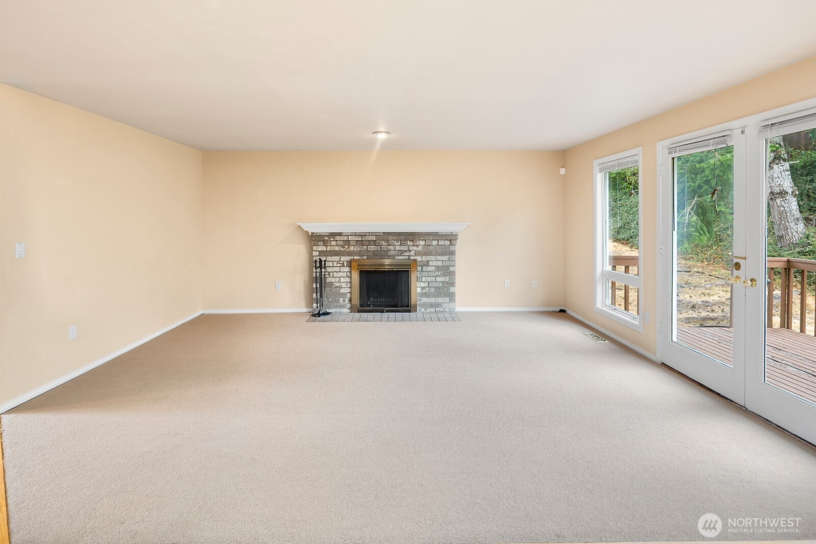 8424 127th Avenue Property Photo 5