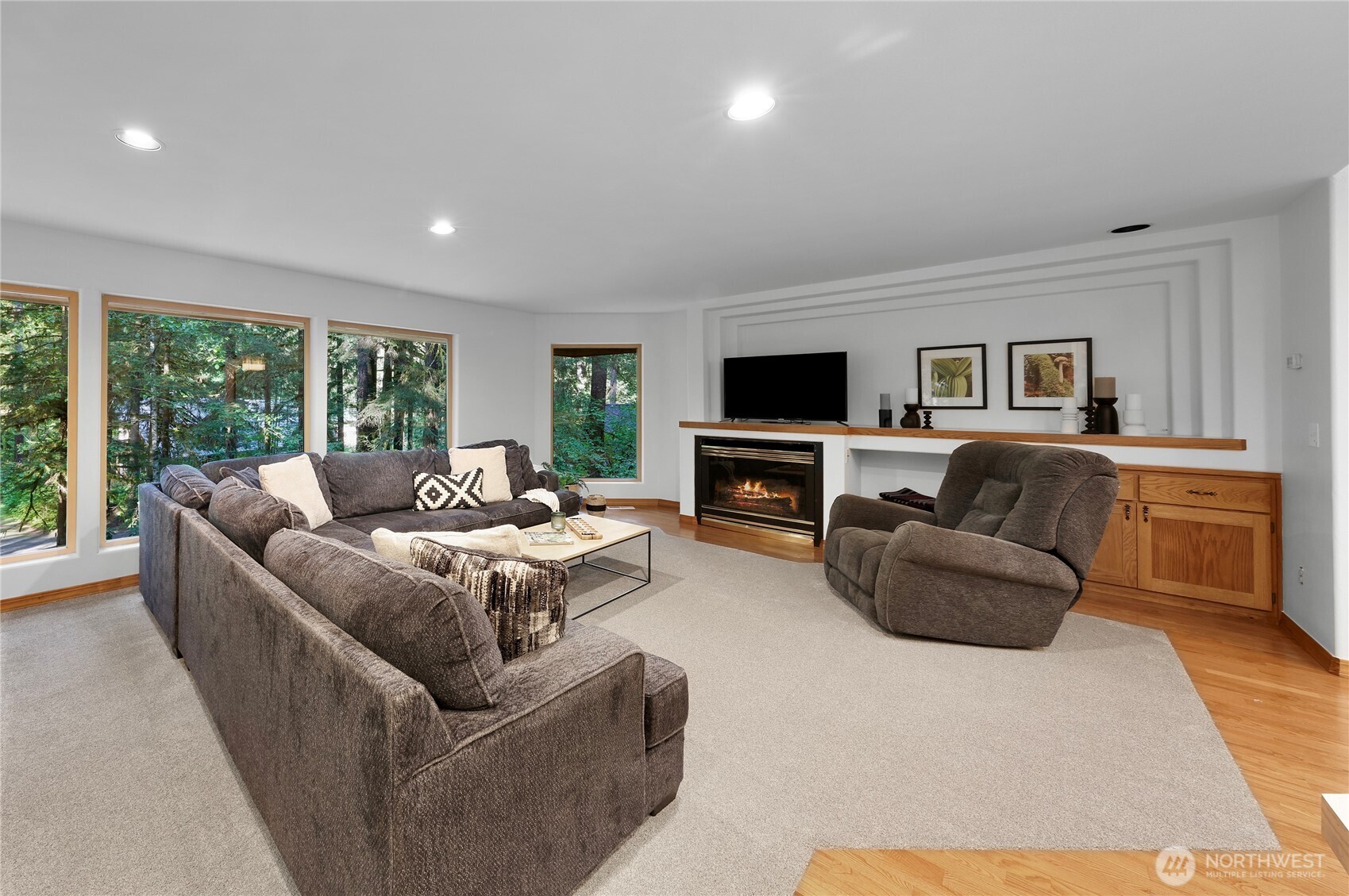 6929 Baker Circle Property Photo 6