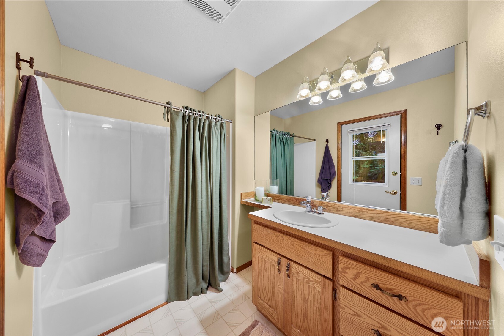 6929 Baker Circle Property Photo 16