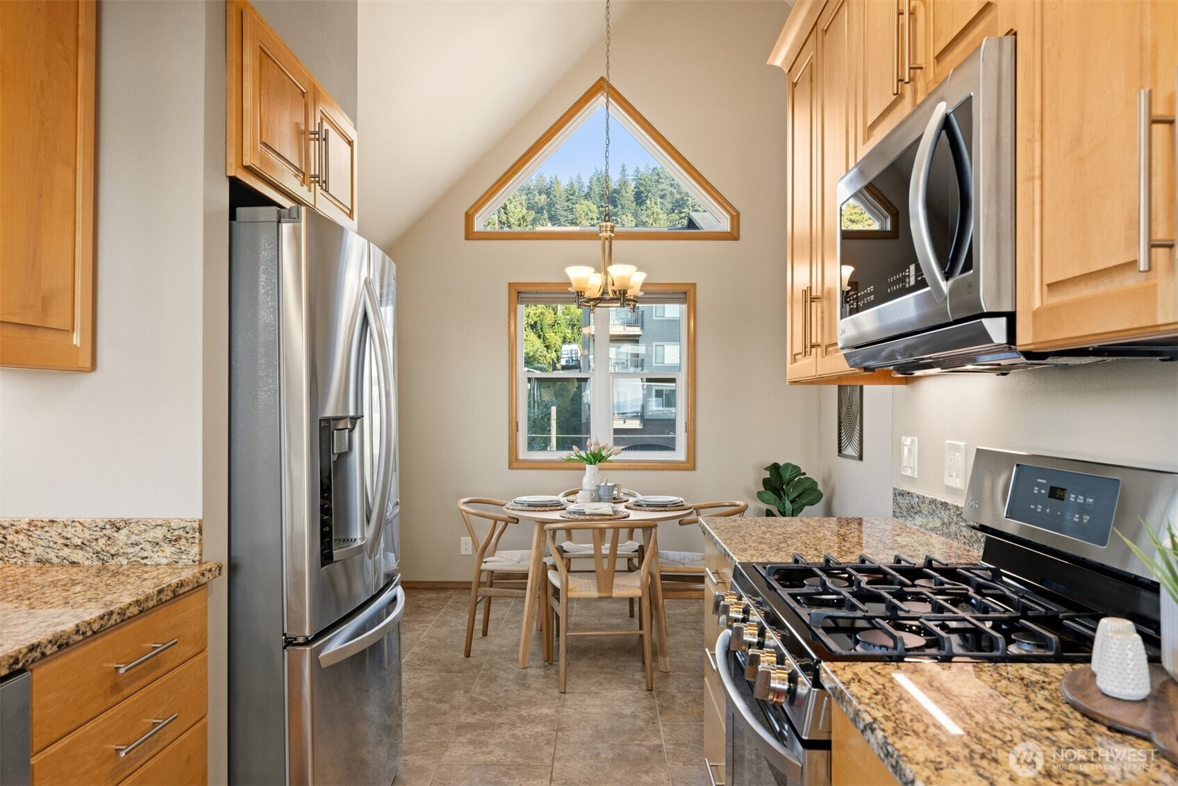 705 N State Street 405 Property Photo 15