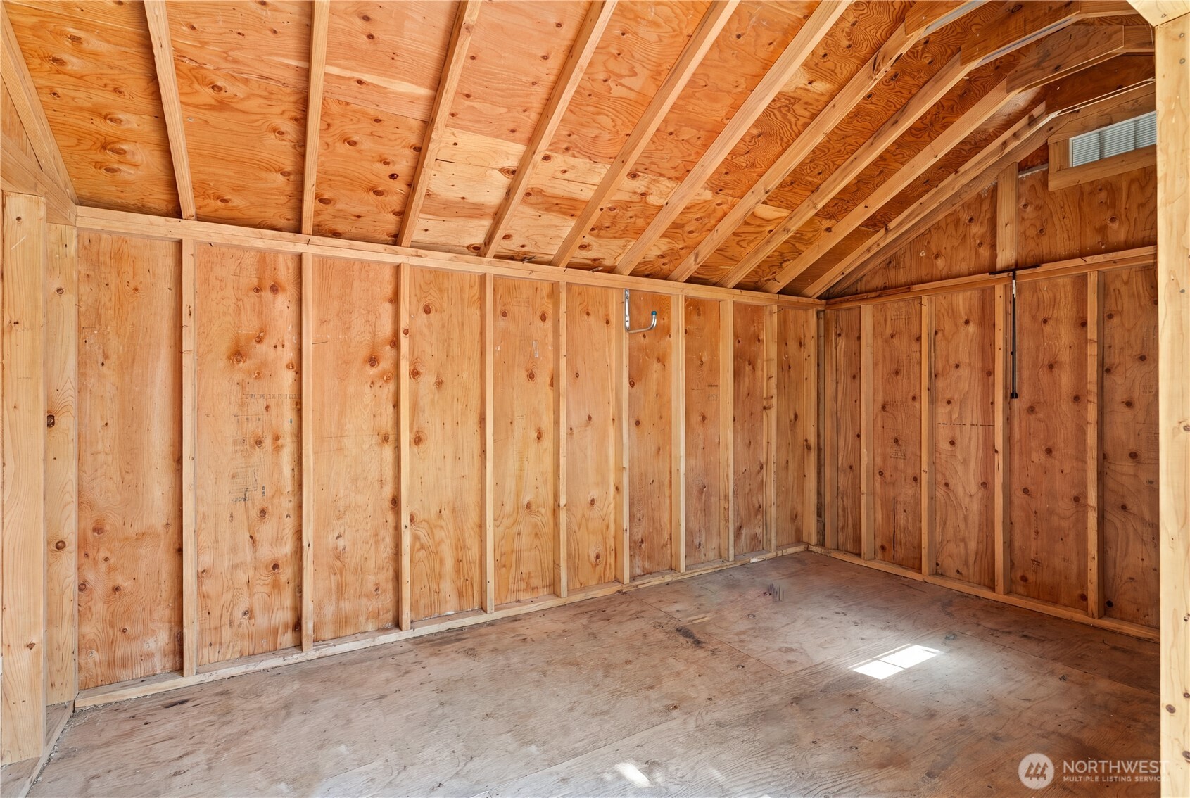 1334 Center Street Property Photo 27