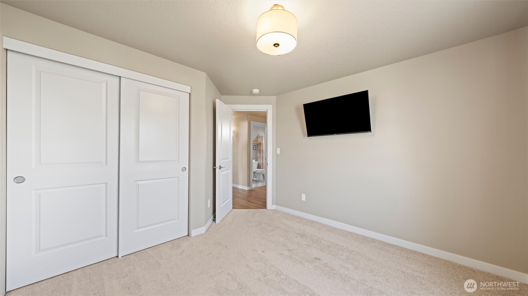 6110 Whitman Avenue Property Photo 12