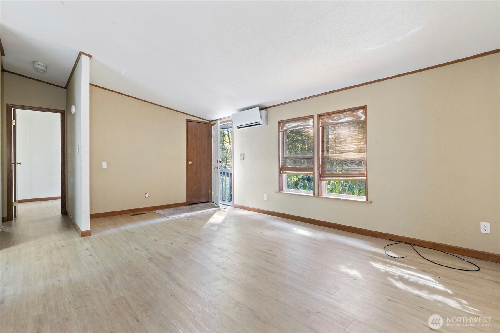 19116 21st Street Property Photo 5
