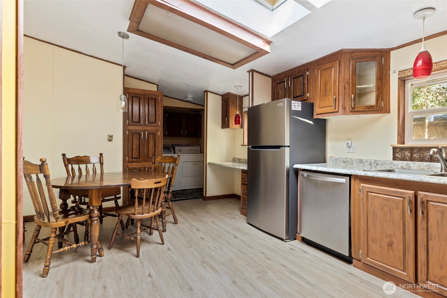 19116 21st Street Property Photo 8