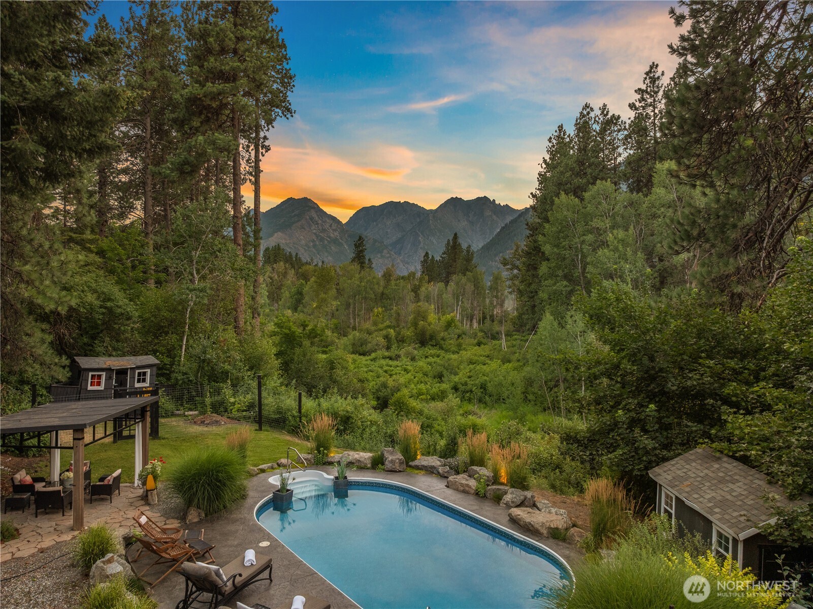 225 Lovely Lane Property Photo 6