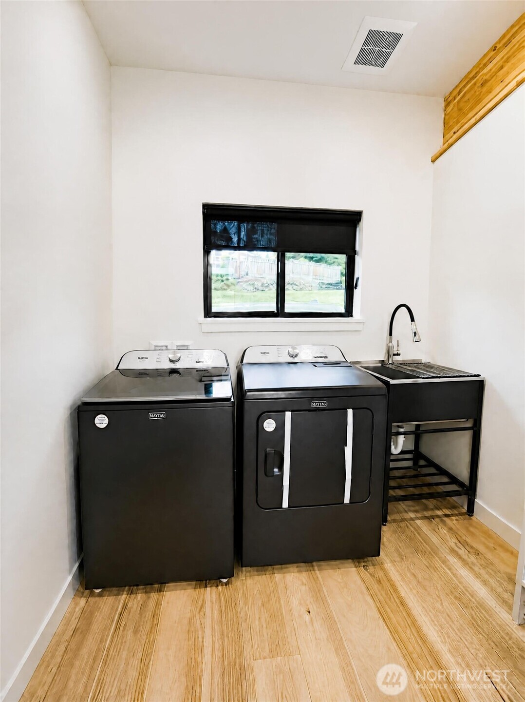 1011 Alden Road Property Photo 12
