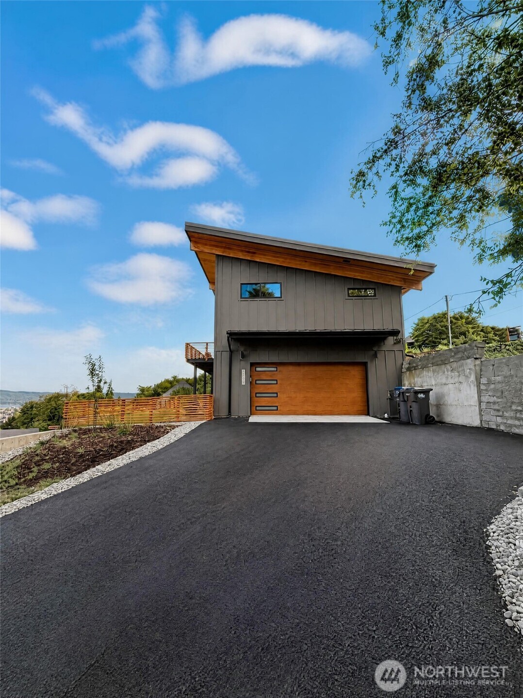1011 Alden Road Property Photo 24