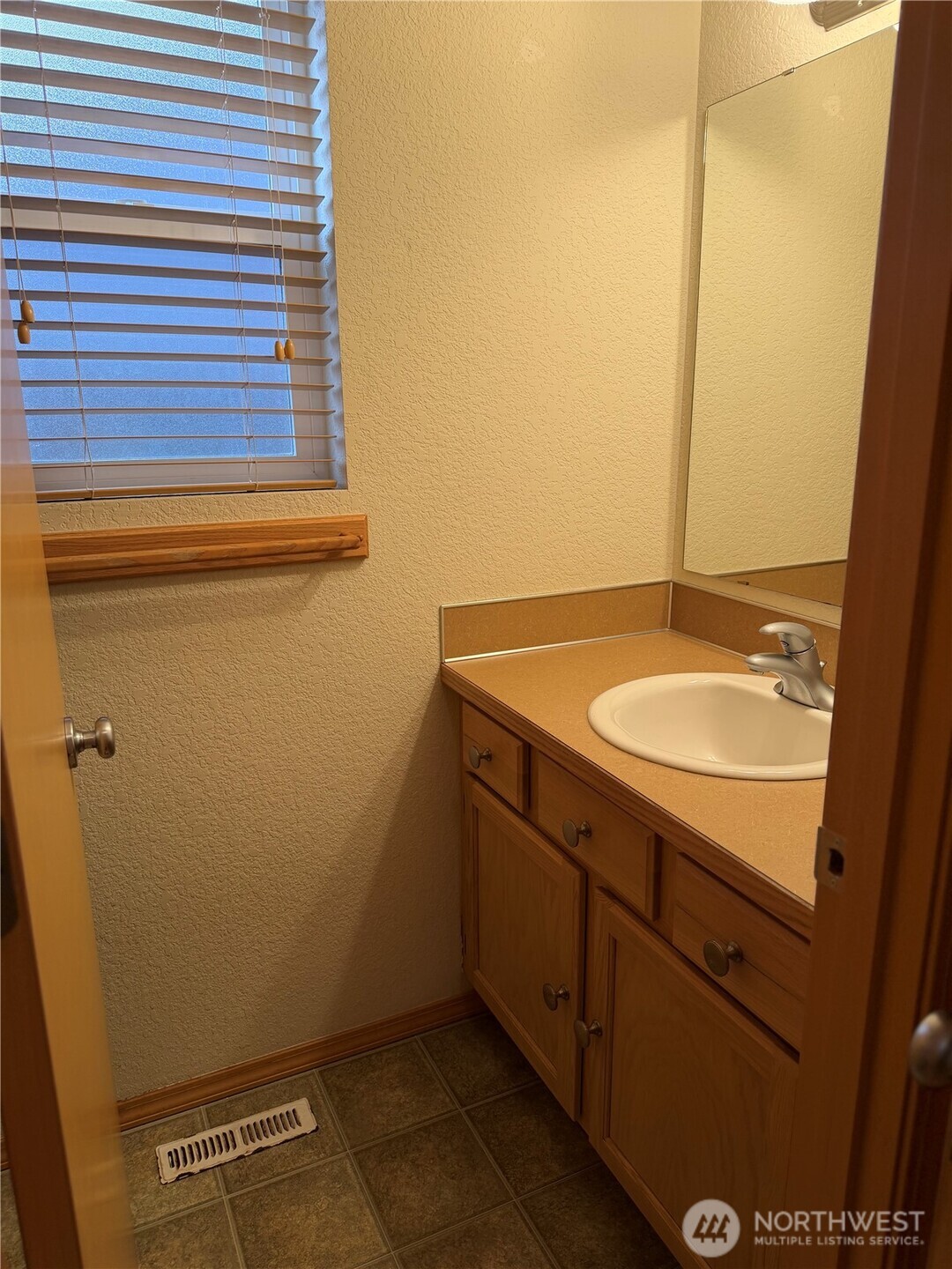 4212 Galena Street Property Photo 6
