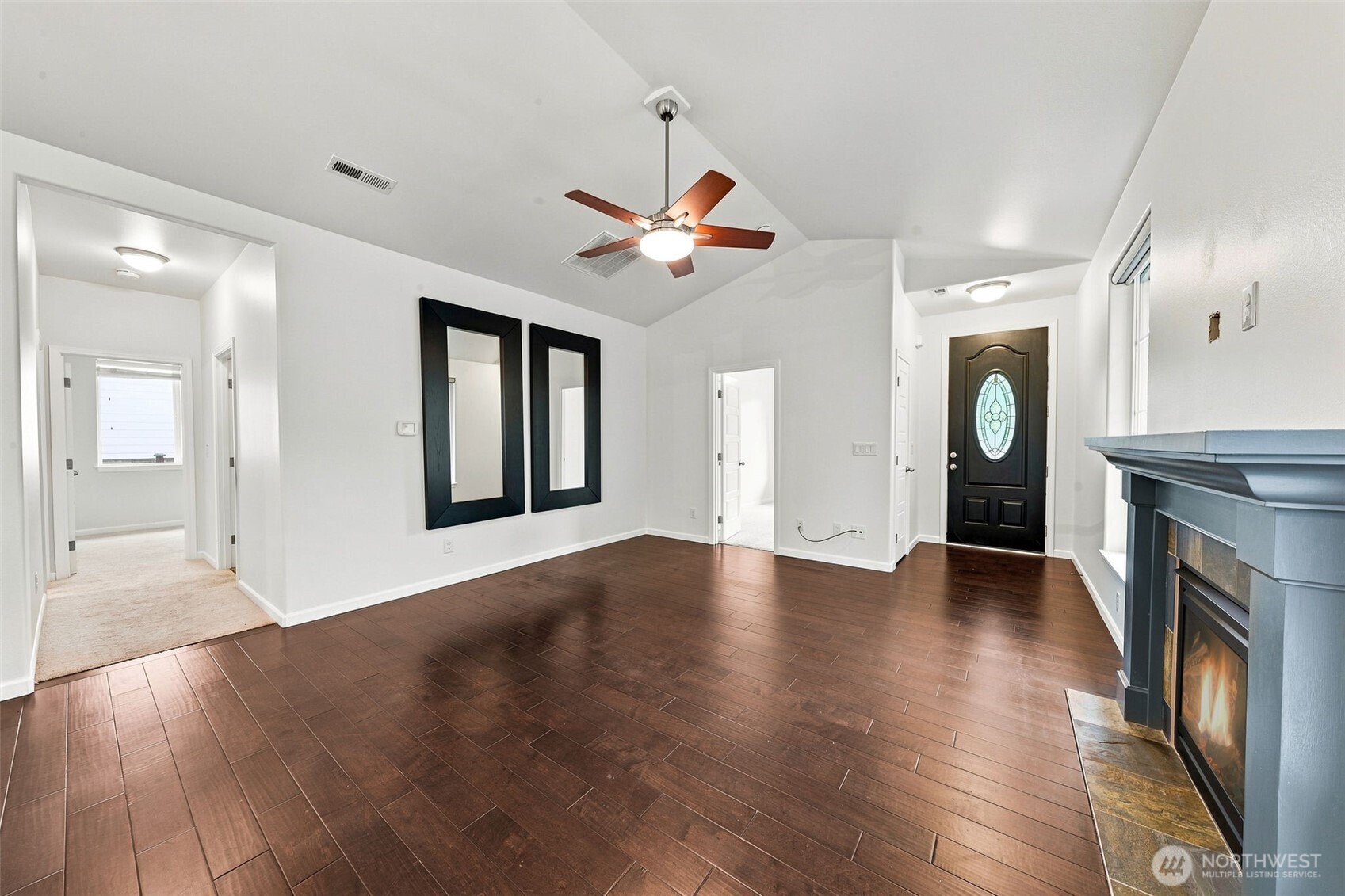 19220 Village Court Property Photo 5