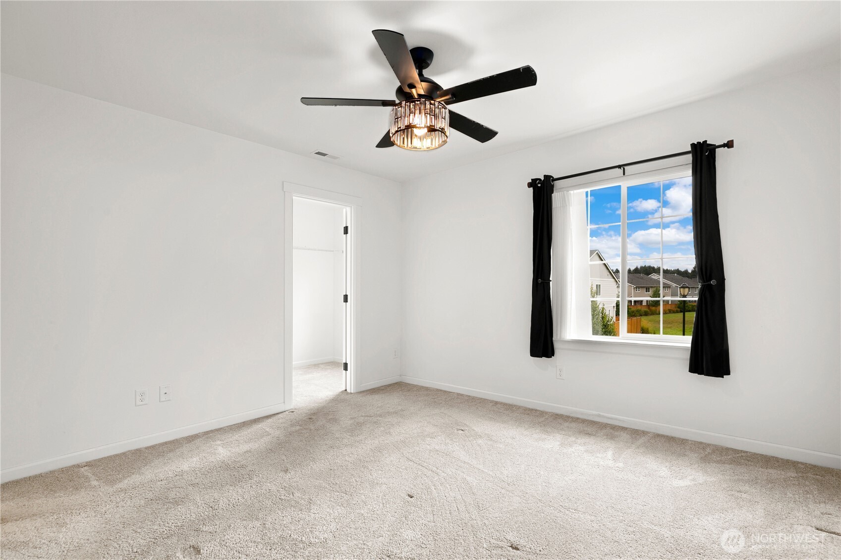 5449 50th Loop Property Photo 15
