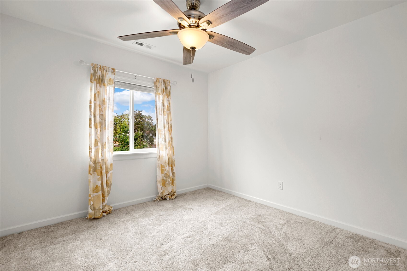 5449 50th Loop Property Photo 21
