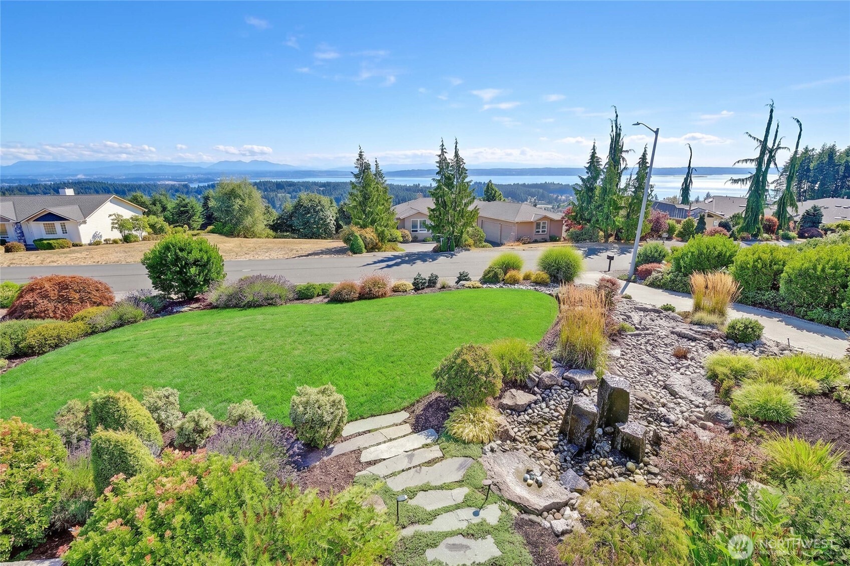 188 Glacier Peak Drive Property Photo 2