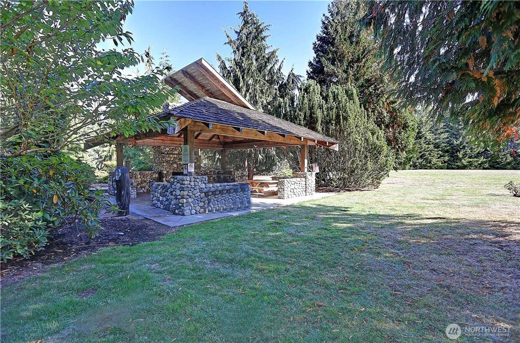 188 Glacier Peak Drive Property Photo 39
