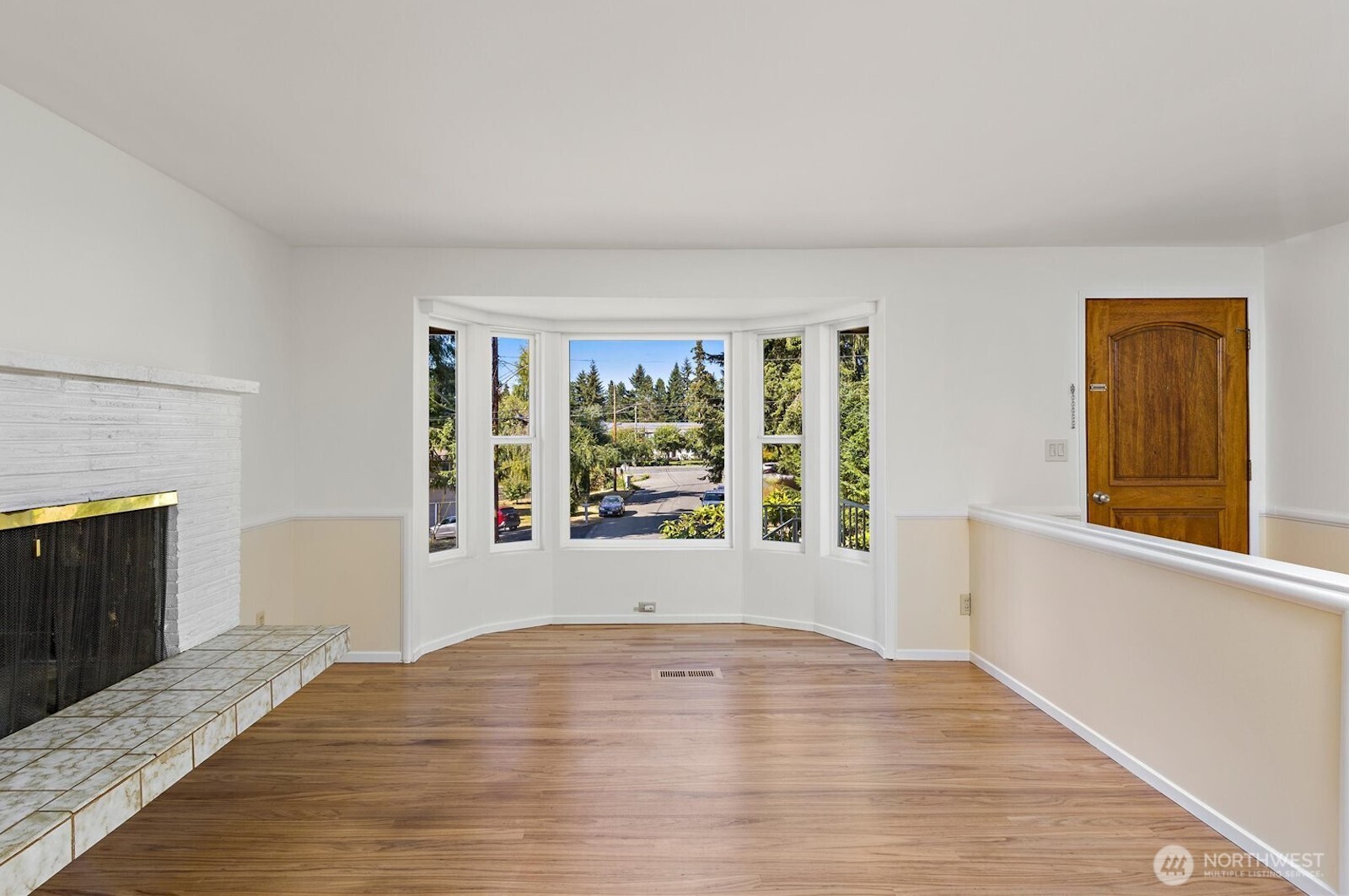 7212 197th Street Property Photo 6