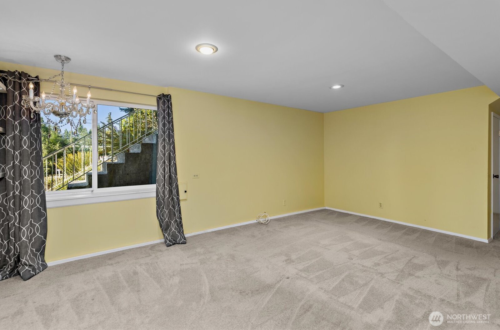 7212 197th Street Property Photo 27