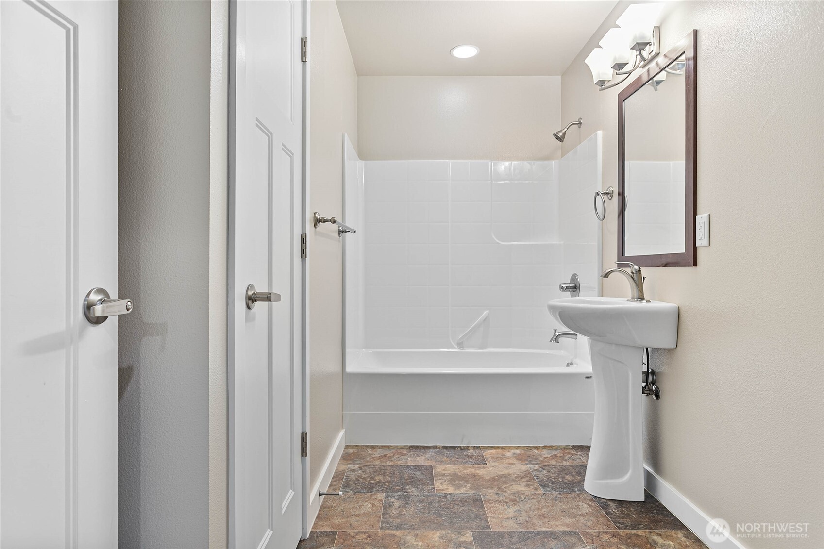 8780 Depot Rd 207 Property Photo 18