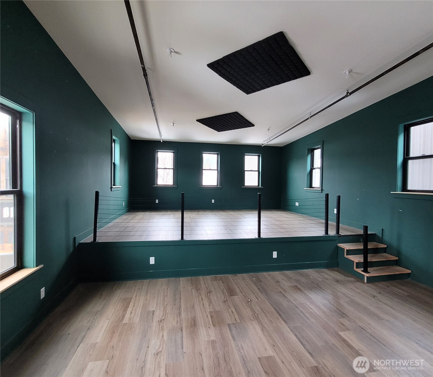 115 W Pennsylvania Avenue B Property Photo 2