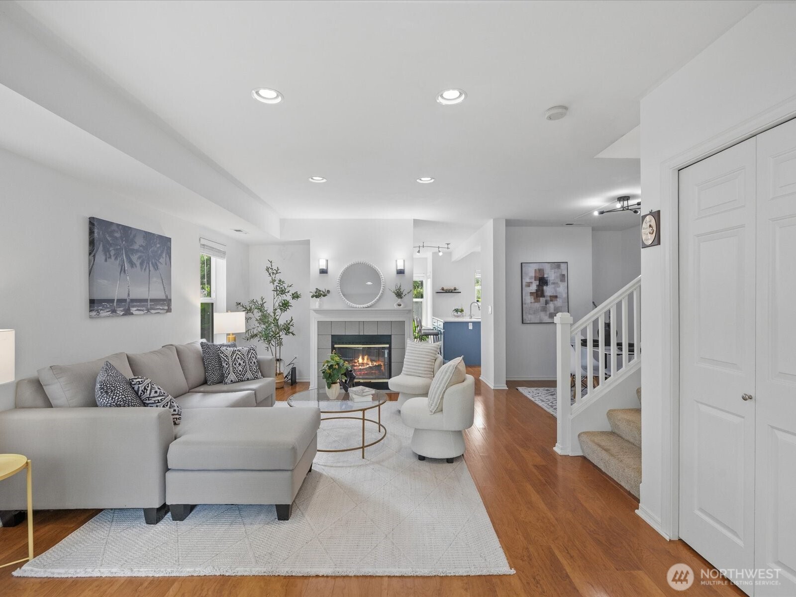 11613 Grove Drive Property Photo 3