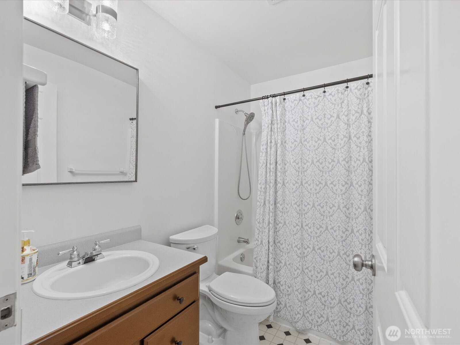 11613 Grove Drive Property Photo 16
