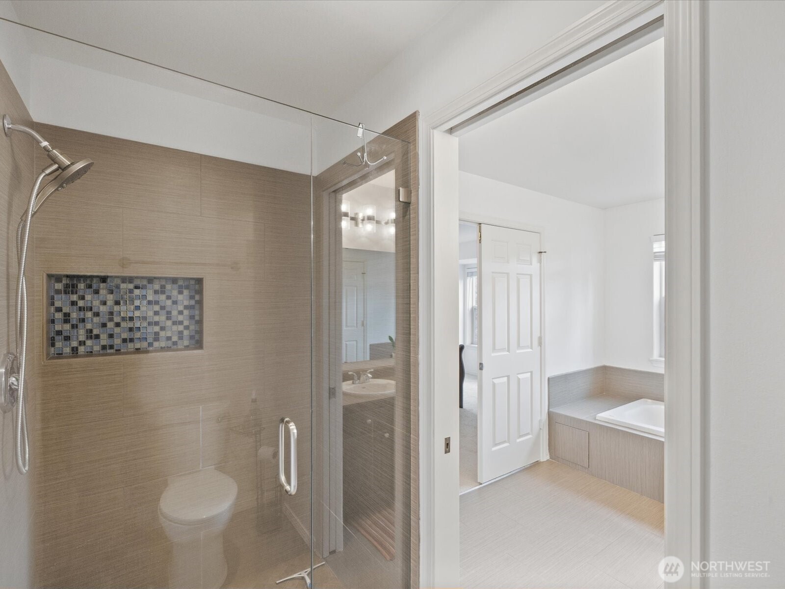 11613 Grove Drive Property Photo 19
