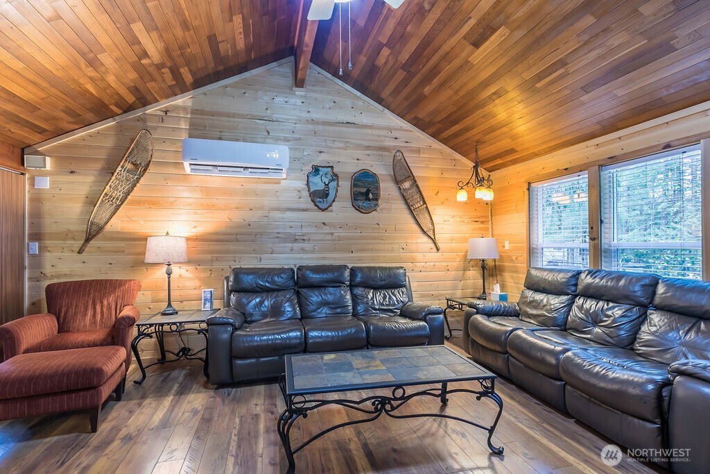 117 Butter Creek Lane Property Photo 8