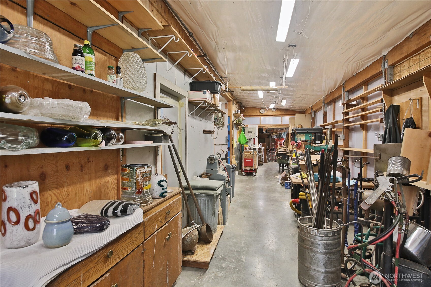 3230 Lake Leo Way Property Photo 8