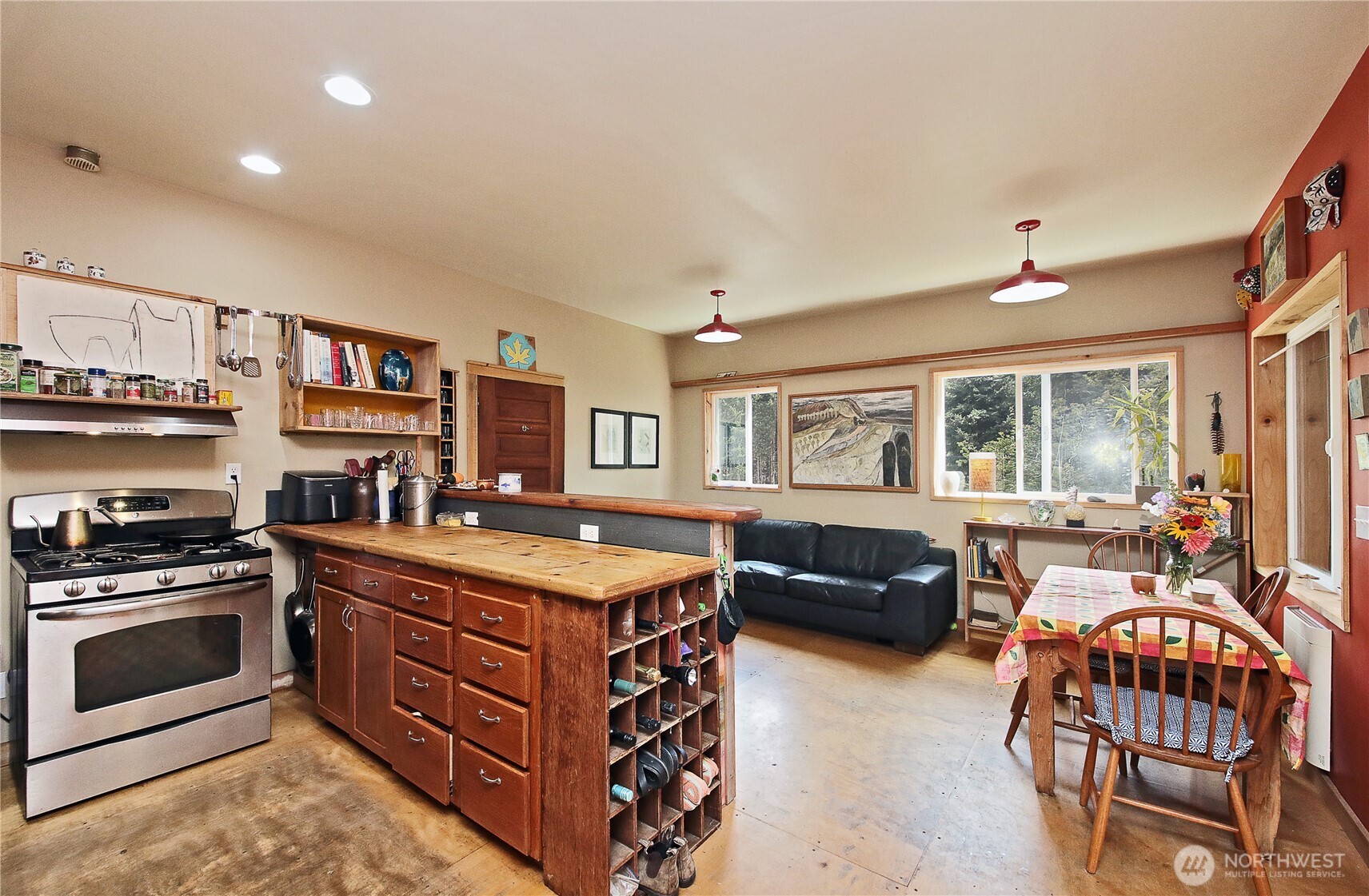 3230 Lake Leo Way Property Photo 16