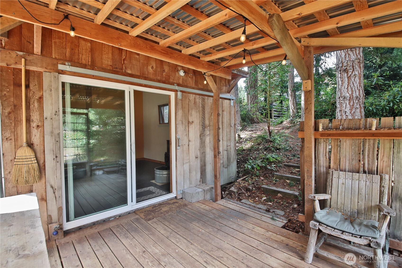 3230 Lake Leo Way Property Photo 20