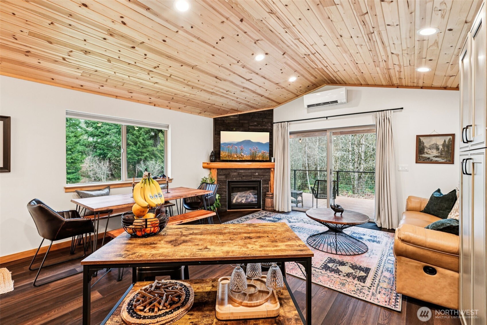 7374 Mt Baker Highway Property Photo 3