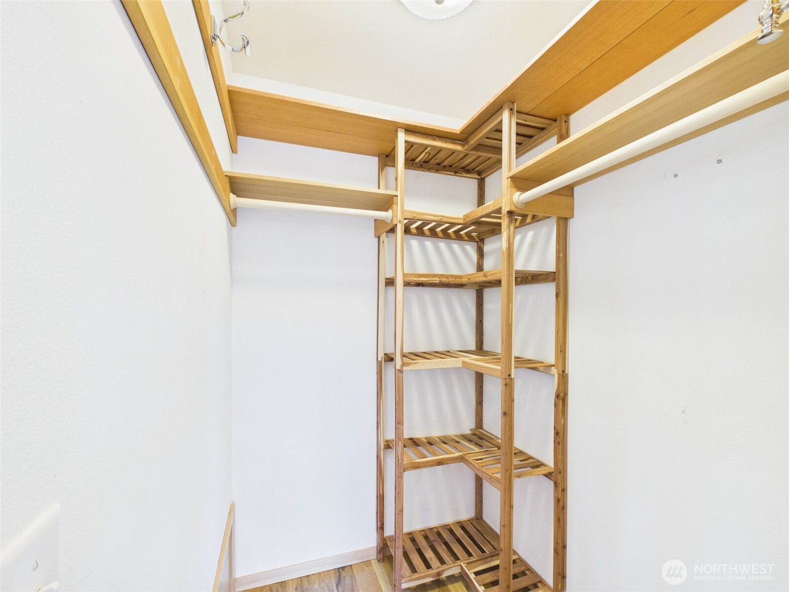 14 Julian Bay Road Property Photo 11