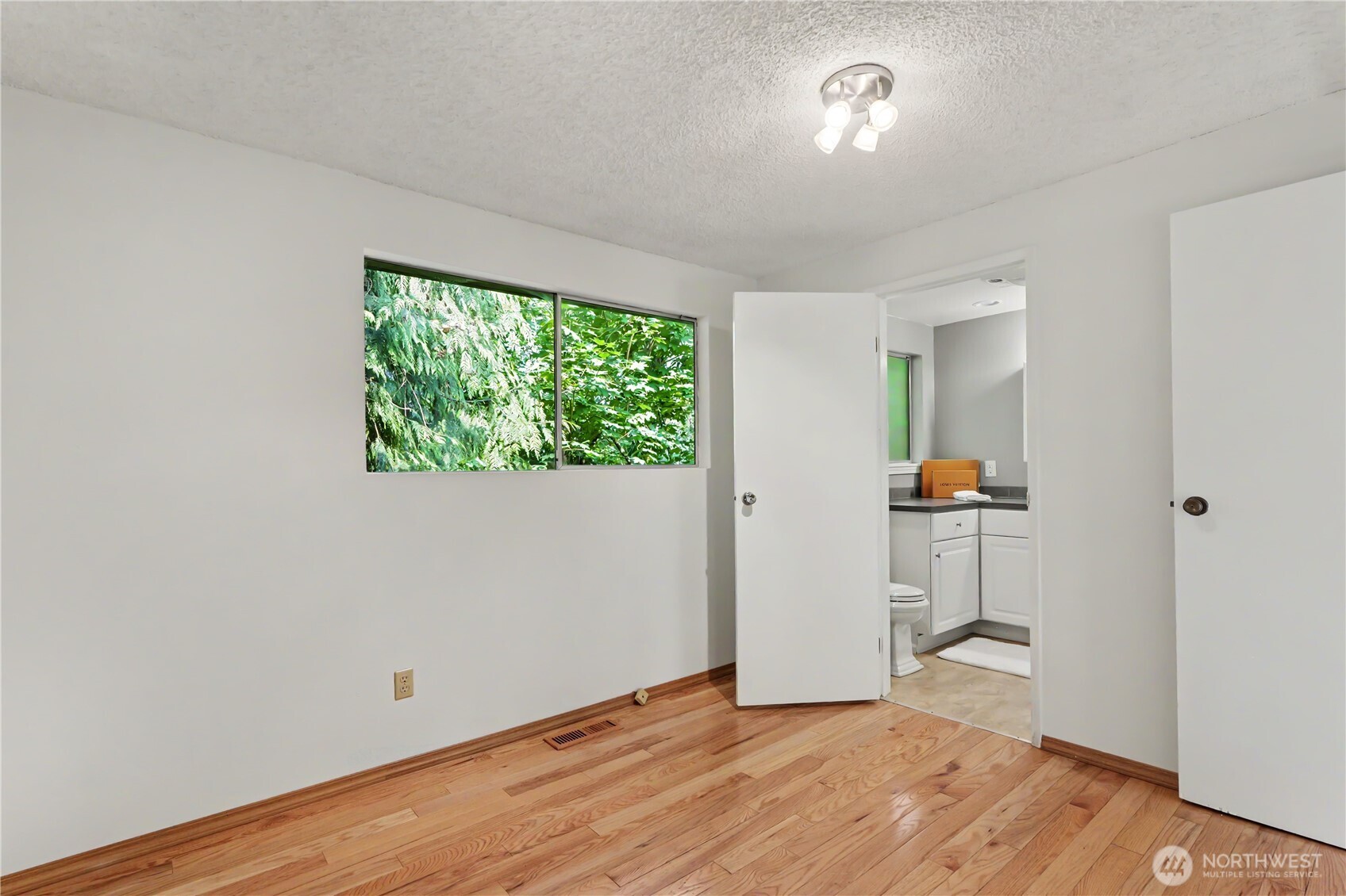 11617 7th Avenue Property Photo 27