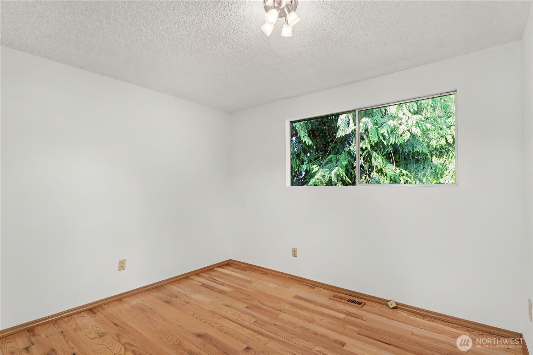 11617 7th Avenue Property Photo 28