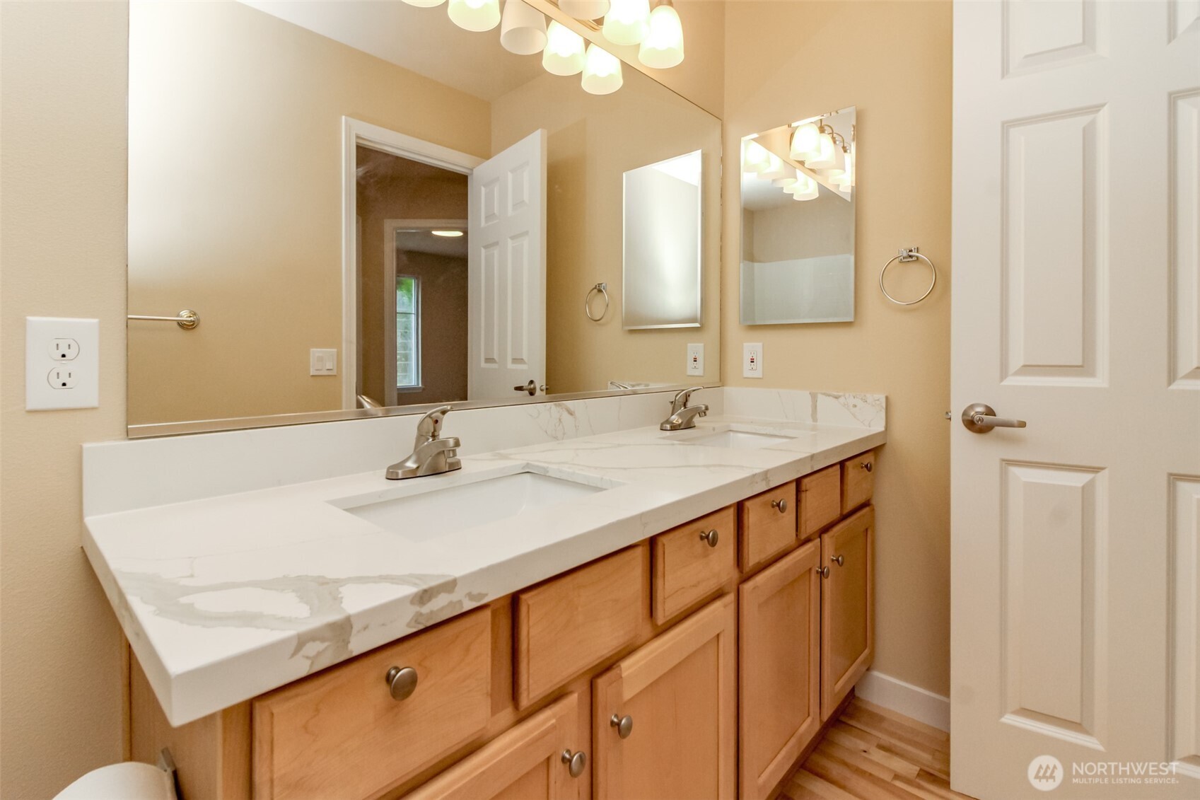 17837 110th Place Property Photo 29