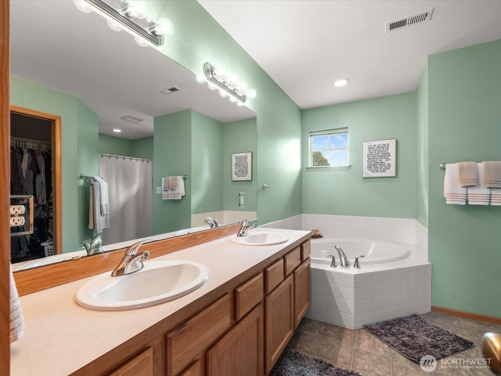1131 Homestead Drive Property Photo 17