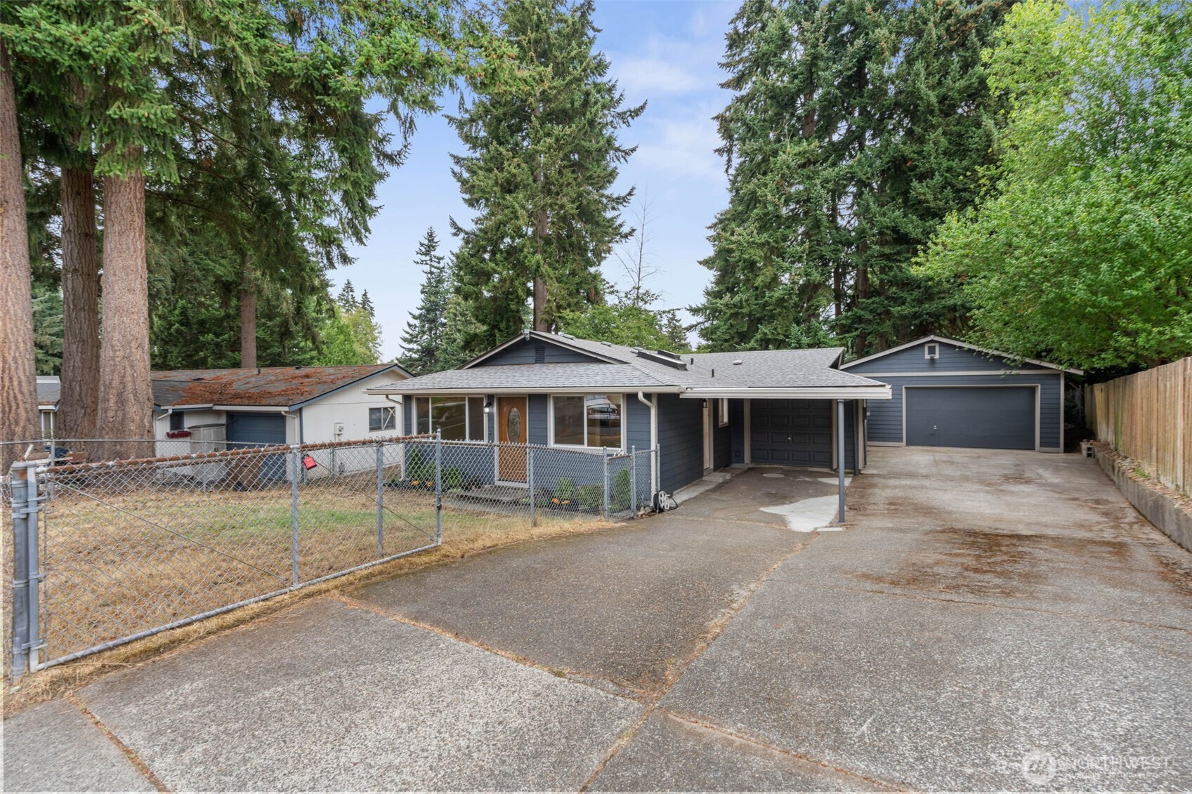 2113 E 68th Street Property Photo 17