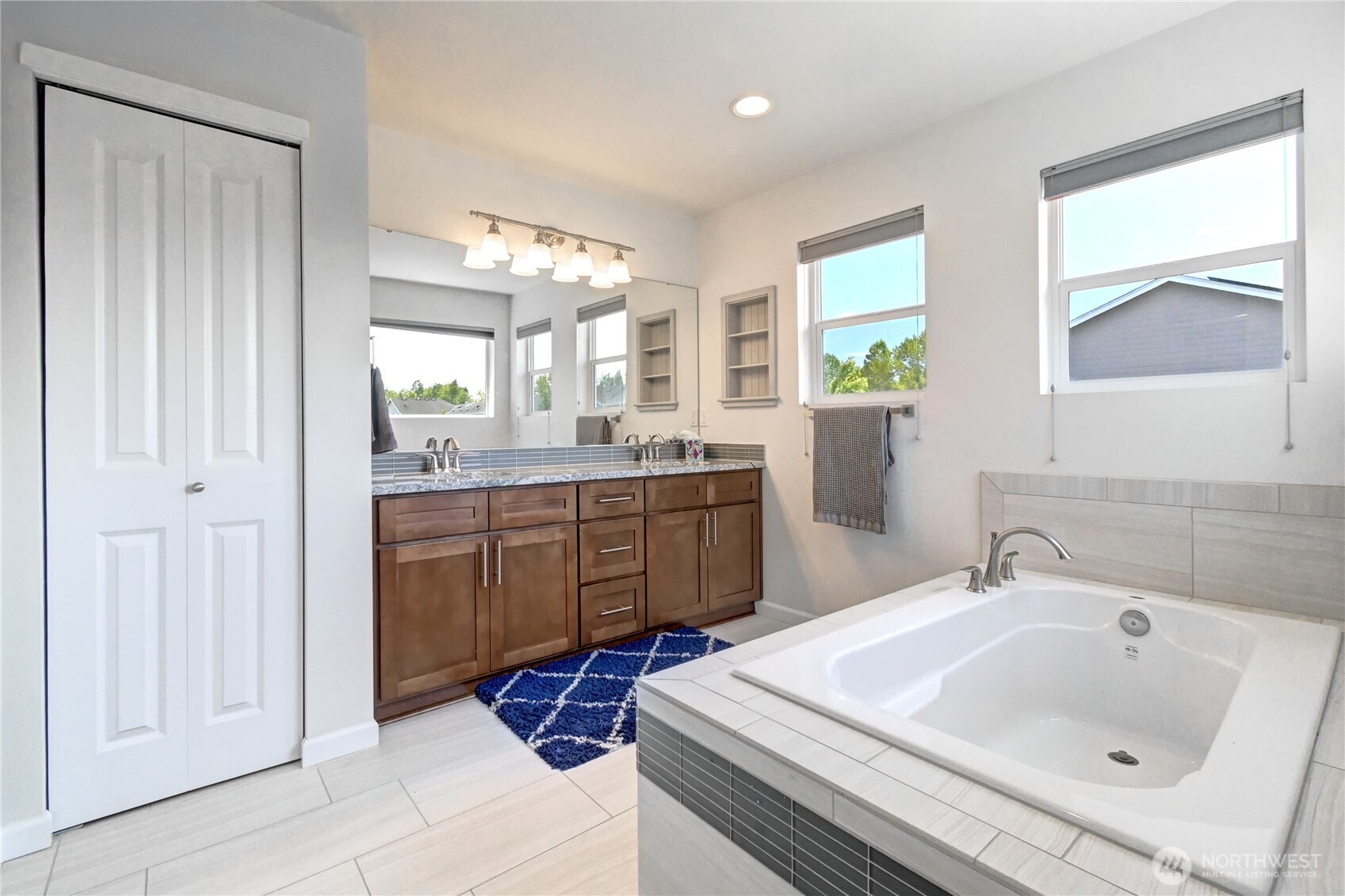 4523 Riverfront Boulevard Property Photo 15