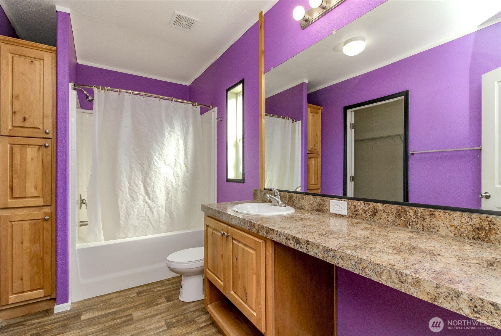 300 Park Avenue 51 Property Photo 16