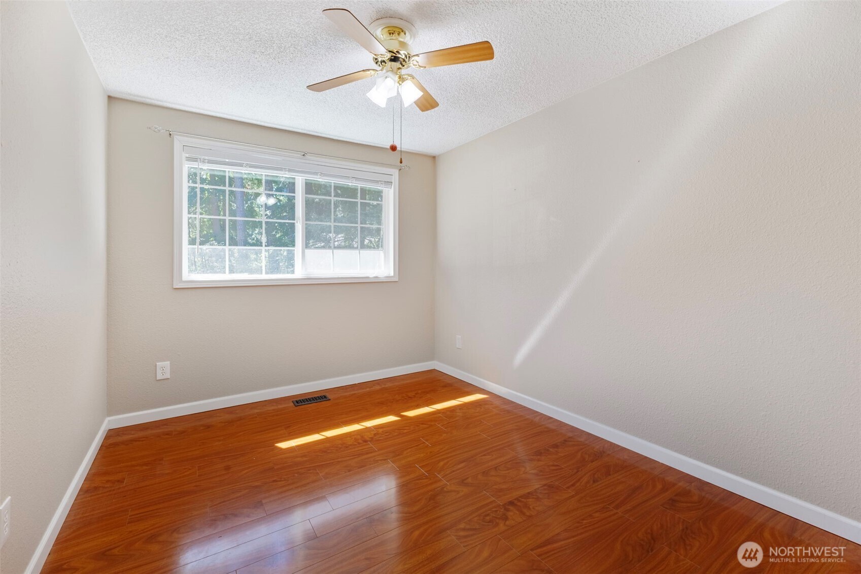 5105 236th Street Property Photo 17
