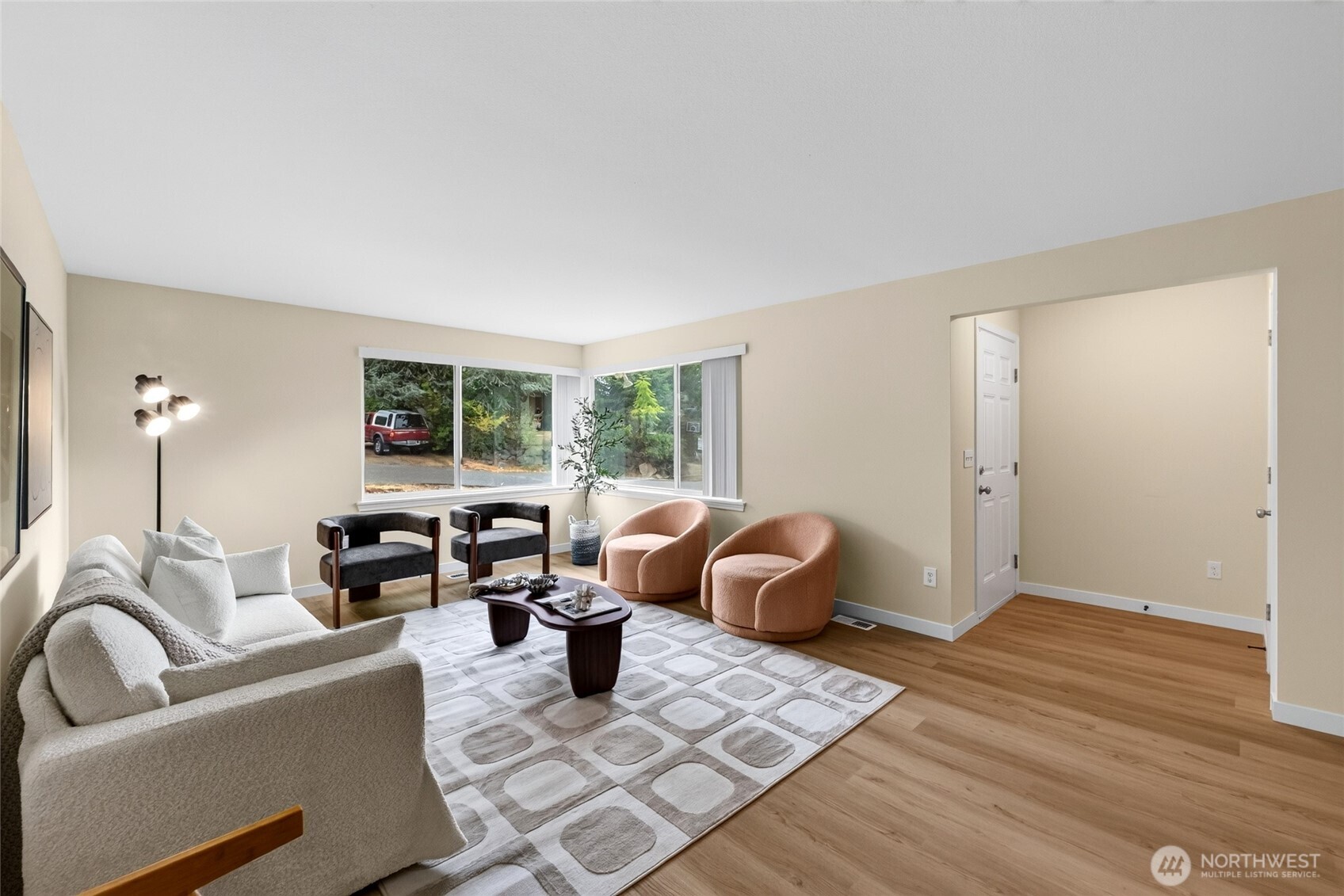11618 Roseberg Avenue Property Photo 7