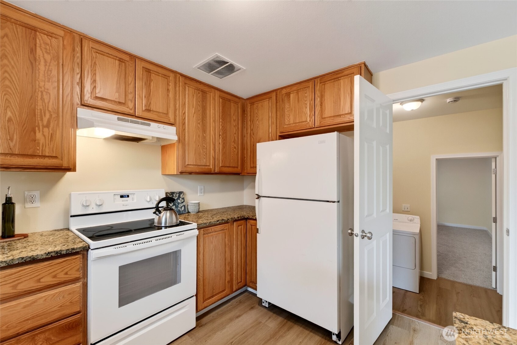 11618 Roseberg Avenue Property Photo 11