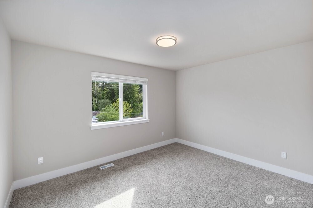 17318 74th Avenue Ct Property Photo 25