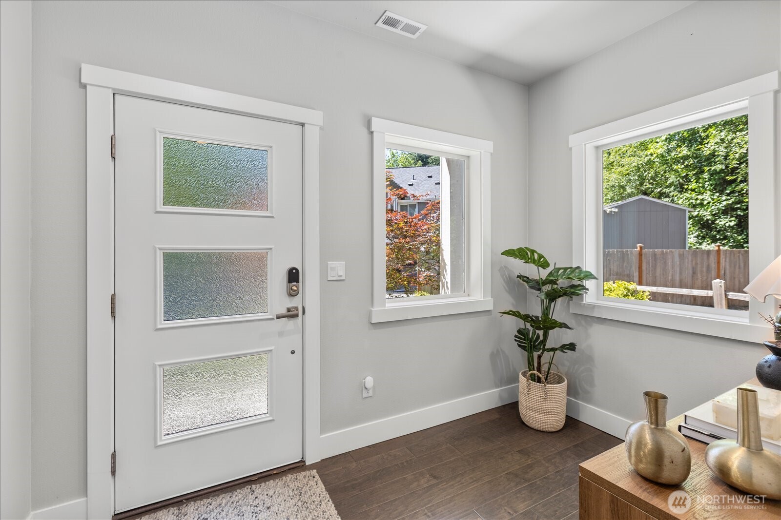 15111 Manor Way Property Photo 2