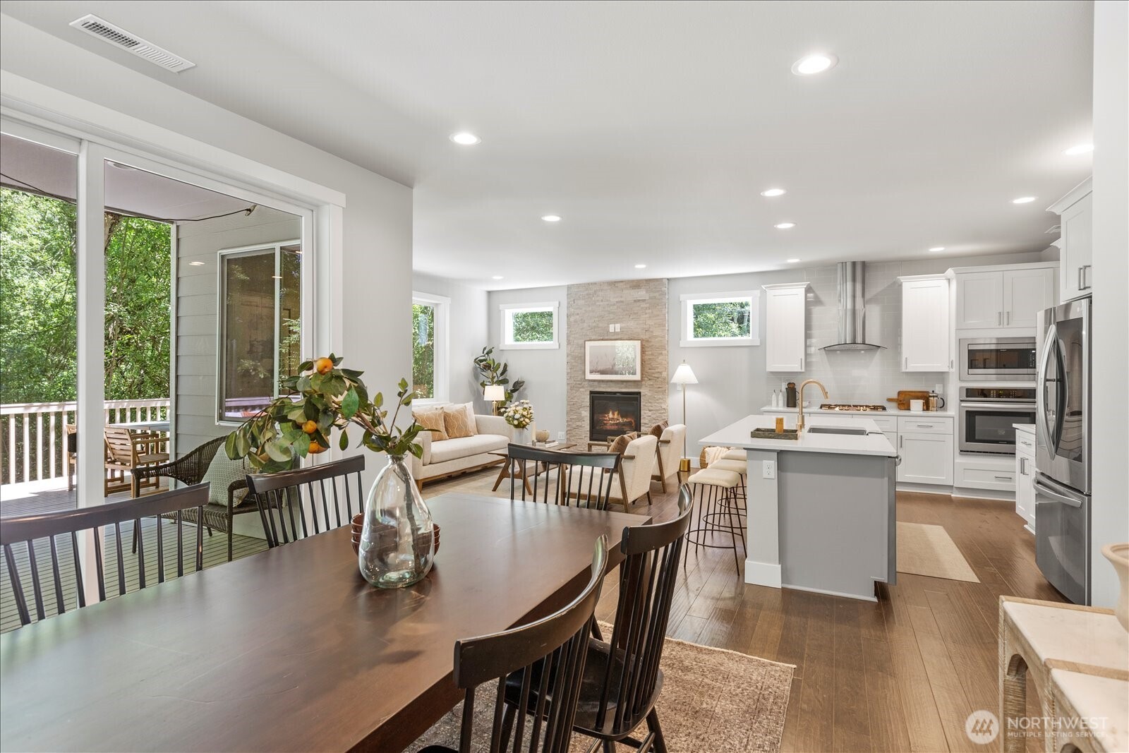 15111 Manor Way Property Photo 13