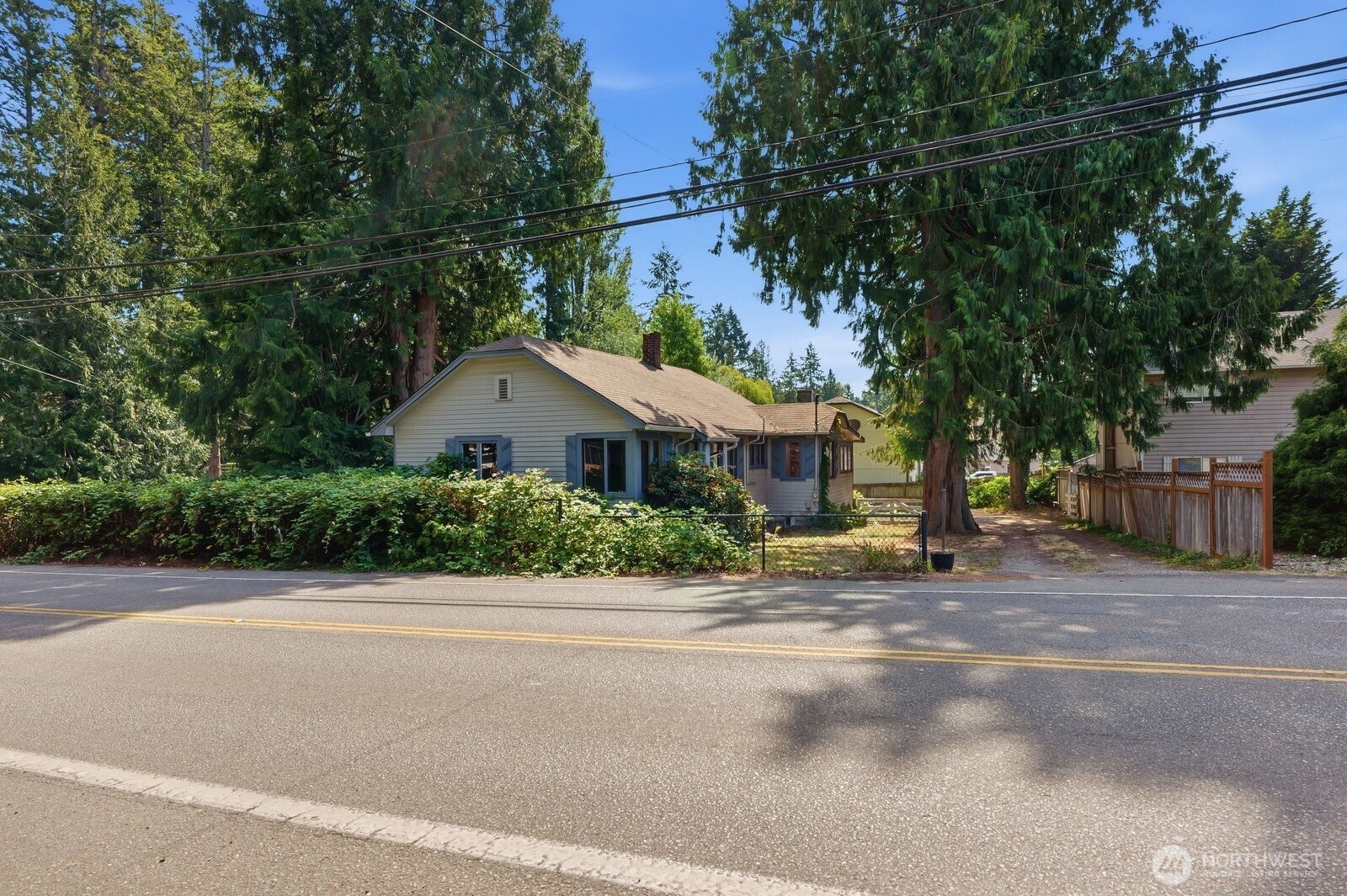 2714 204th Street Property Photo 2