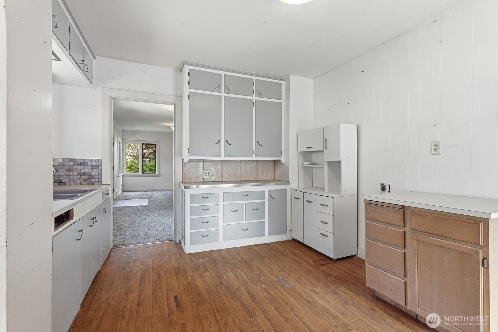 2714 204th Street Property Photo 9