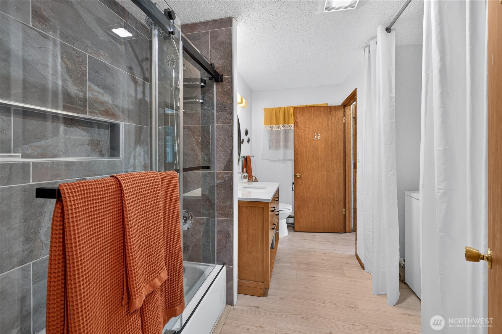 118 Birch Street Property Photo 15