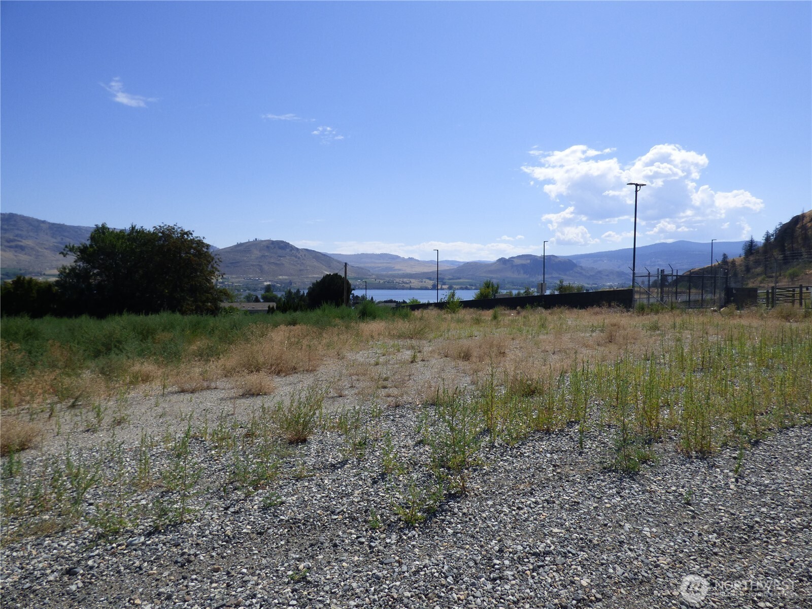 17 Swann Lane Property Photo 3