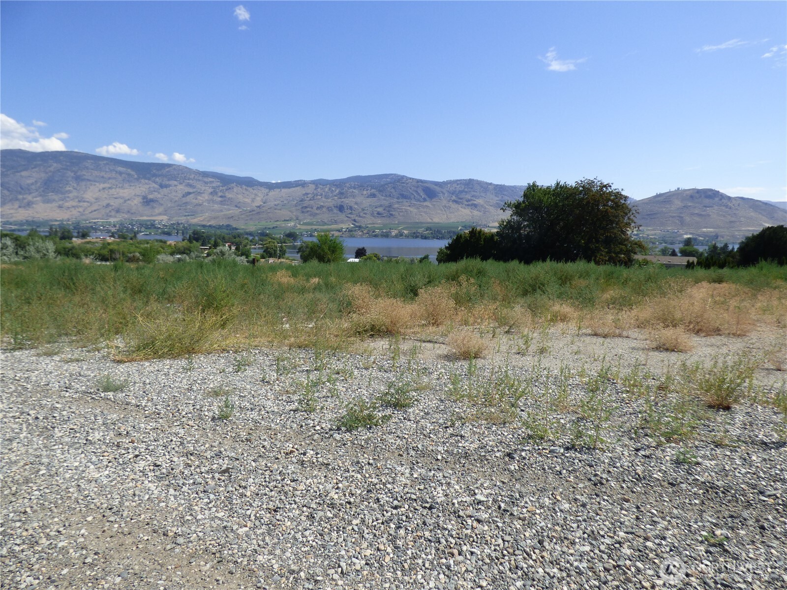 17 Swann Lane Property Photo 12